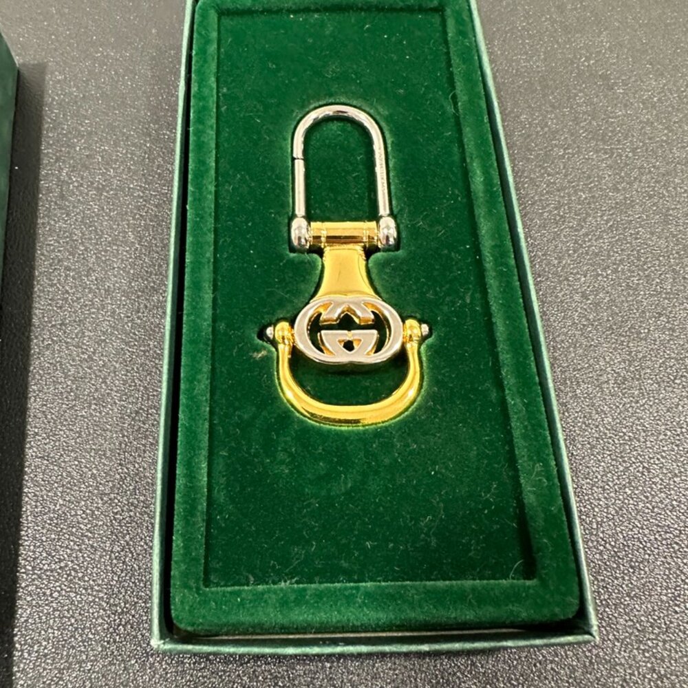 Gucci Vintage Key Ring/Charm Key Chain (JB1231)